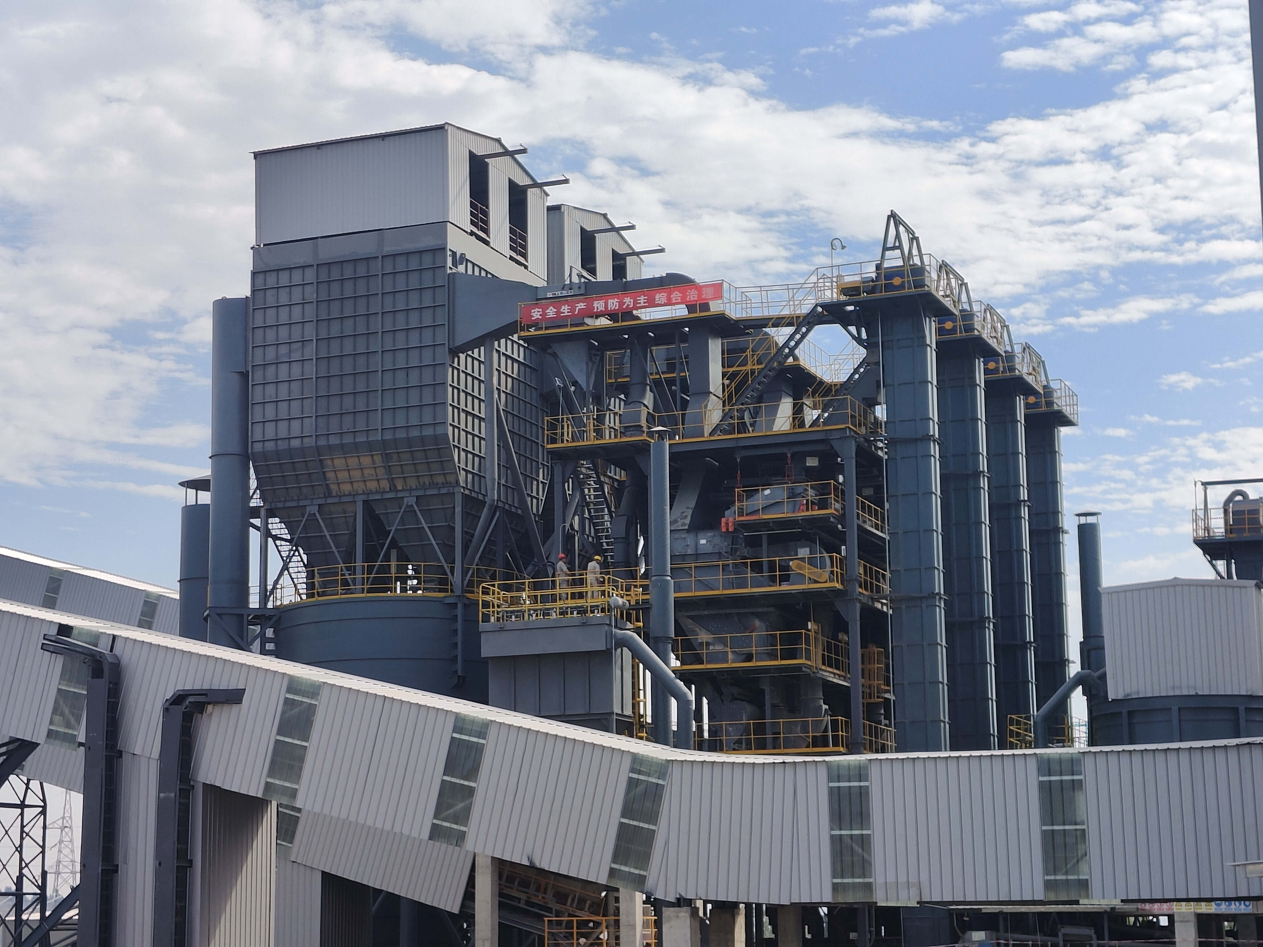 28項大型基礎建設工程獲批，制砂樓助力企業(yè)提高砂石品質(zhì)